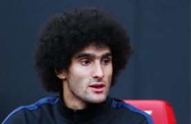 man utd fellaini salut poart peruca suport