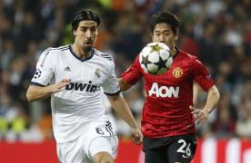 man utd neville a trimis pentru a viziona khedira