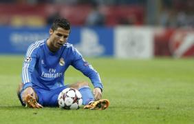 man utd ronaldo ar putea regreta c rn fellaini