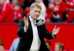 marea om moyes acuz ap r rii