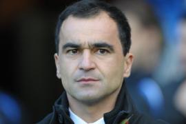 mart nez sper nd pentru miyaichi reveni