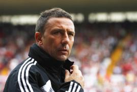 mcinnes organizeaza whip round pentru fanii e uate
