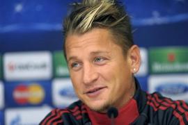 mexes ac milan va ataca bar a