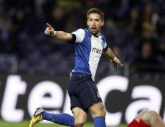 moutinho pe pia n timpul verii