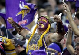 nfl vikingii bate steelers n wembley showpiece