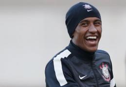 paulinho deschis la inter muta