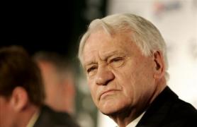 popa stiri sir bobby a fost unic dyer