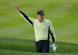 poulter ar pl cea s joace toate rundele