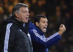 poyet arunc jos provocarea