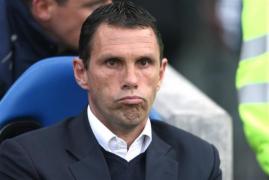 poyet fulgerator lipsite de respect brighton