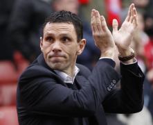poyet interzicerea twitter 
