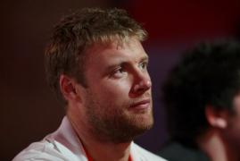 promotorul etichete flintoff box de debut o glum 