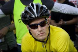 rasmussen admite dopajului i se nchide cu bicicleta