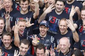 red bull racing splash pe angaja i