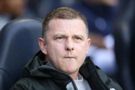 robins numit huddersfield manager