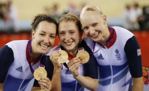 rowsell i burke scoate din piesa la cupa mondial 