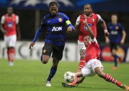 sc braga v man utd joc lovit de floodlight e ec