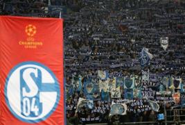 schalke a deschide fan cimitir