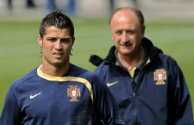 scolari ronaldo ar trebui s c tige ballon d or