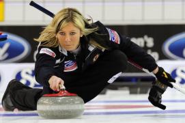 scots femei ajunge la curling baraje