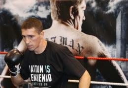 senchenko seturi atrac iile sale pe khan dup hatton