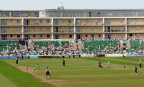 somerset numele nosworthy ca antrenor de top
