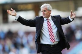 stoke hughes puncte degetul la arbitru
