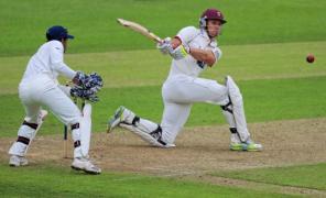 trescothick spatele compton