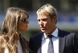 warne introdus n domnului hall of fame