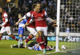 wenger sugestii la joc walcott atacant