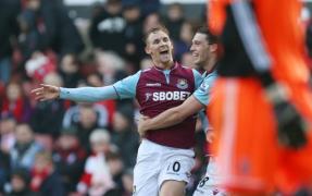 west ham collison se ntoarce de la bournemouth mprumut