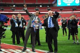 whelan vrea reveni imediat