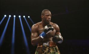 wilder acuzat de asalt