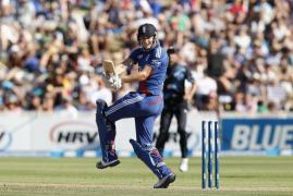 woakes vrea s impresioneze giles