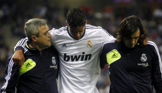 Arsenal and Chelsea target Raphael Varane is back in light training for Real Madrid, Carlo Ancelotti has confirmed.