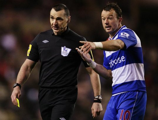 Noel Hunt has completed his long-awaited move to Leeds United on a free transfer the club have confirmed.