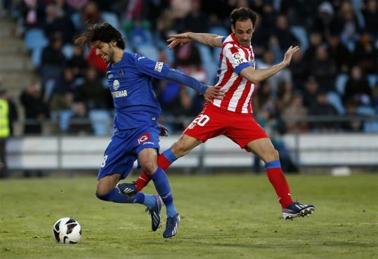 Atlético Madrid failed to make up ground on Real Madrid in their fight for second place in La Liga after their 0-0 draw away at Getafe.