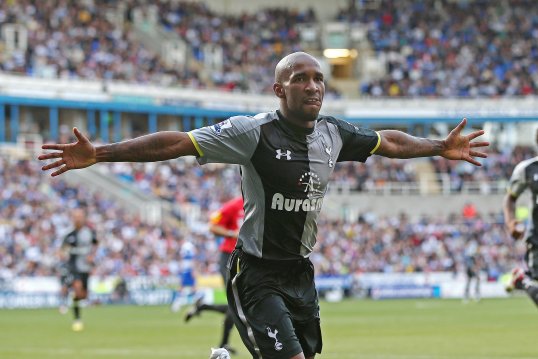 Andre Villas-Boas finally chalked up his first win as Tottenham manager, as Spurs beat Reading 3-1.