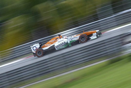 Paul di Resta was left frustrated after his Force India car qualified 15th on the grid for the Malaysian Grand Prix on Sunday.