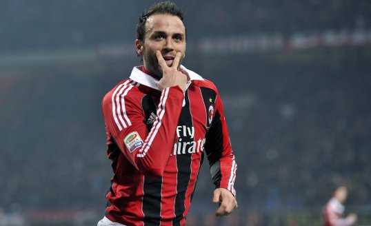 AC Milan beat Lazio 3-0 tonight and moved into third at their opponent’s expense as a result.
