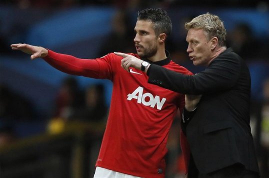 Injury to striker Robin van Persie is sure to leave Manchester United manager David Moyes more determined than ever to improve his struggling squad in the January transfer window.