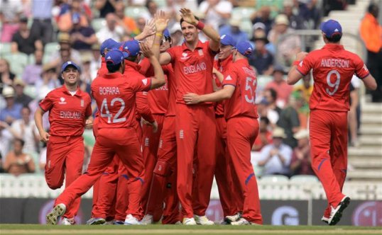 South Africa struggled to overcome loss of two wickets in the first two overs of their Champions Trophy semi-final with England as they wobbled to 50-4 at the Oval.