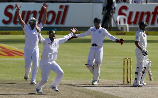 Pakistan secured a 112 run lead at stumps on the third day of the second Test against South Africa after restricting the host to 326 all out in their first innings.
