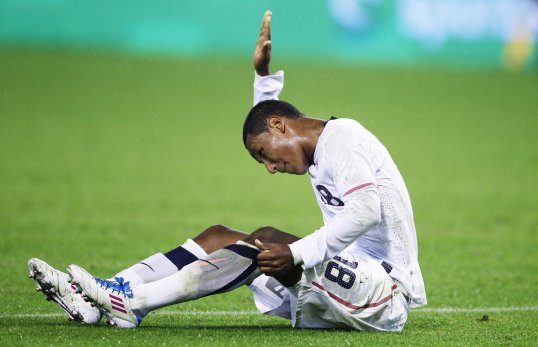 Chivas USA striker Juan Agudelo has admitted he is keen on a move to Celtic as the player continues to train with the Scottish side.