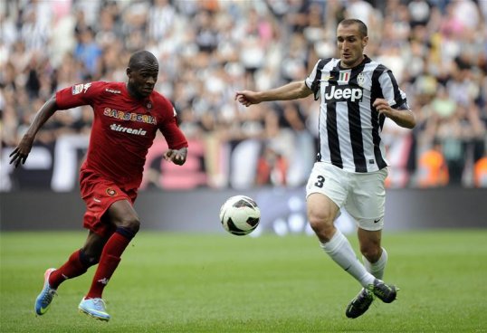 Giorgio Chiellini said that history is against Juventus winning a third successive Scudetto.