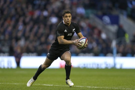 New Zealand fly-half Dan Carter will be out of action for up to six-weeks after he was injured in Saturday’s 29-15 win against Australia.