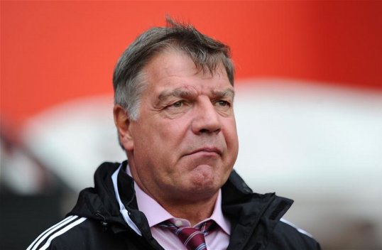 West Ham United manager Sam Allardyce has warned Manchester City not to arrive at Upton Park expecting to face his inventive 4-6-0 system.