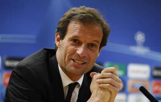 AC Milan head coach Massimiliano Allegri has been given a vote of confidence by the Italian side.