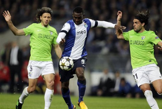 FC Porto striker Jackson Martínez said he is has his own style of play and comparisons with former striker Radamel Falcao are not necessary.