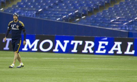 Paris Saint-Germain boss Carlo Ancelotti believes Monaco signing David Beckham would be good for the French game.